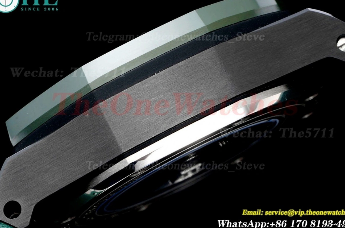 Ceramic Green A3126 2020 44mm Royal Offshore Oak RSF Dial RU 0411